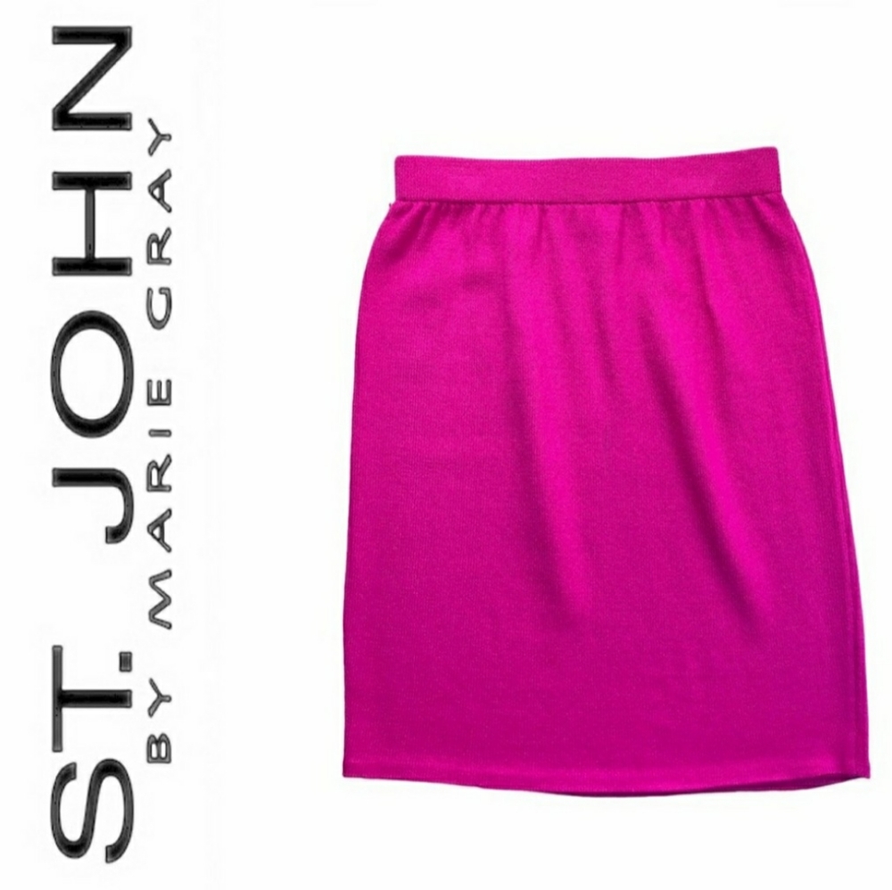St. John Collection Knit fuschia skirt Size 14